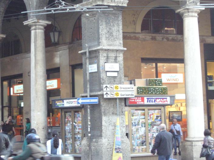 Via Rizzoli
